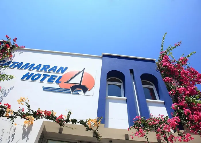Hotel Catamaran 2*