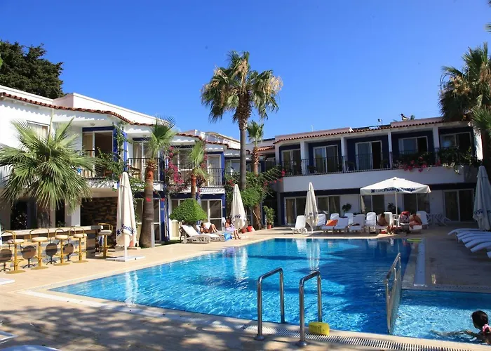 Catamaran Hotel Gündoğan