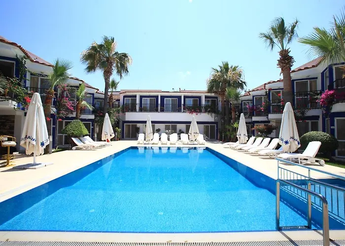 Catamaran Hotel Gündoğan