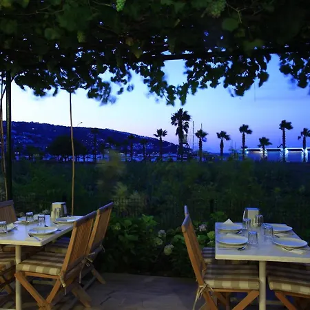 Catamaran Hotel Gündoğan