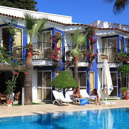 Catamaran Hotel Gündoğan